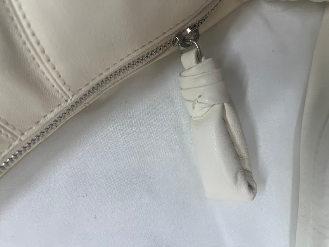 르메르 크루아상 스몰 화이트 새상품 상품이미지5