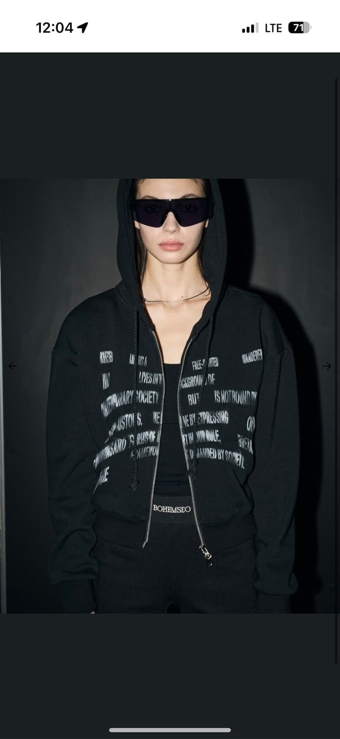 보헤미안서울 크롭 후드집업 SPRAYED LETTERING 상품이미지1