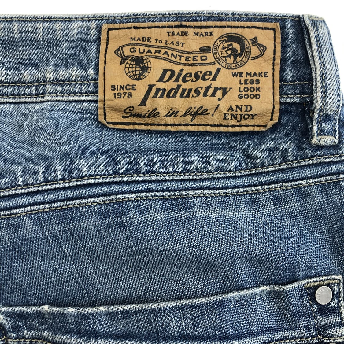 디젤 KRAYVER 레귤러 캐롯핏 청바지 32 인치  상품이미지4