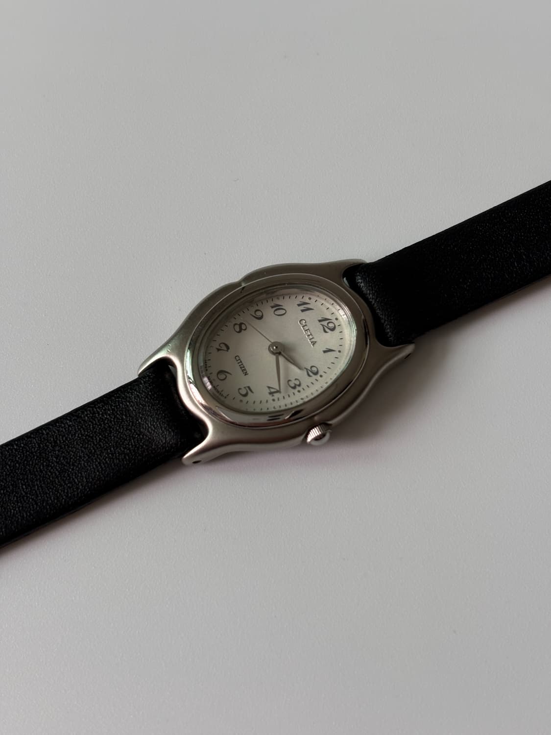 1990년대 Cletia 아라빅 인덱스 실버 오벌 쿼츠 여성 상품이미지4