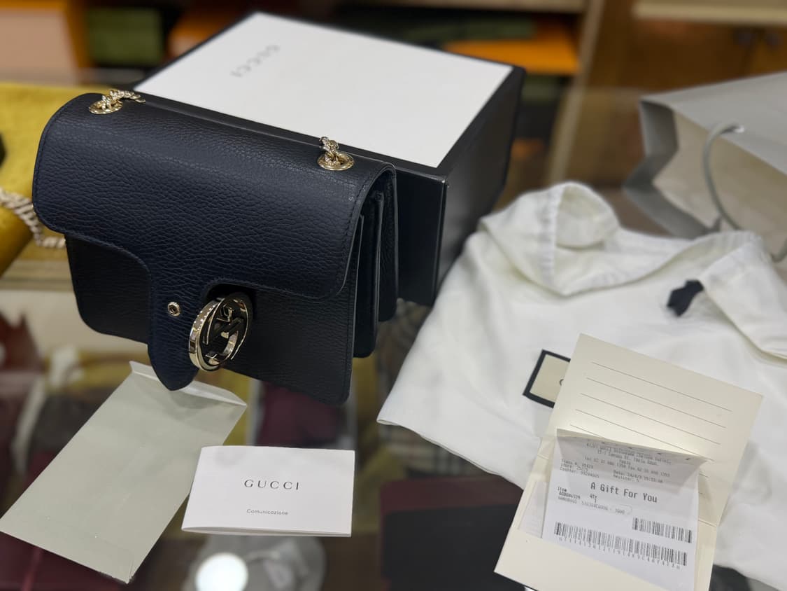 구찌 인터로킹 미디움 풀박스 상품이미지1