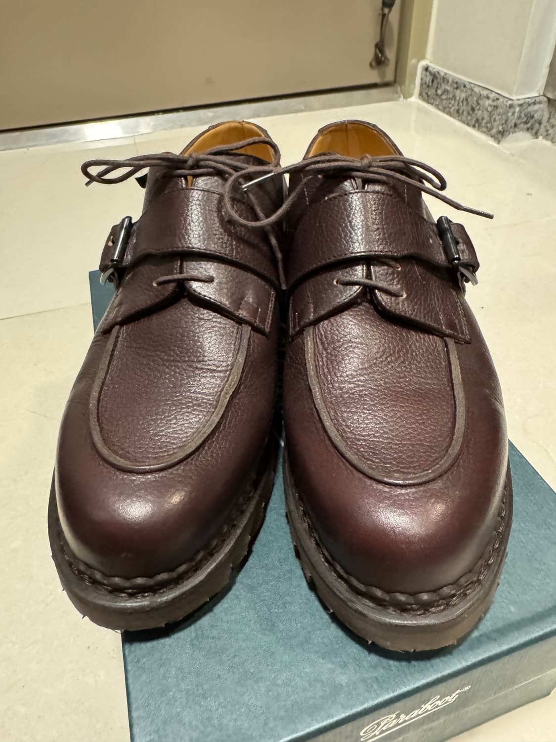 파라부트 x 엔지니어드가먼트 샴보드 팝니다. 상품이미지2