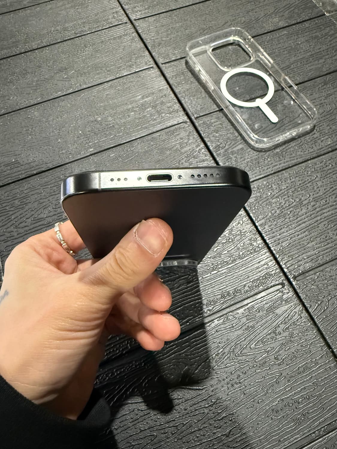 아이폰16pro 블랙티타늄 256g 상품이미지6