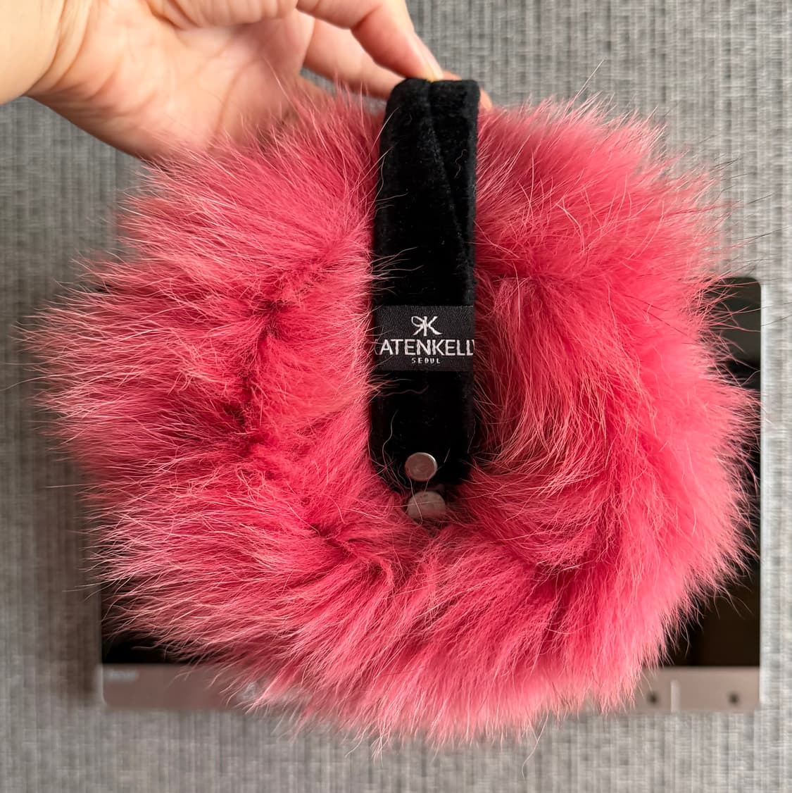 케이트앤켈리 KATENKELLY 핑크 퍼 방한 털 귀마개 이어 워머 상품이미지7