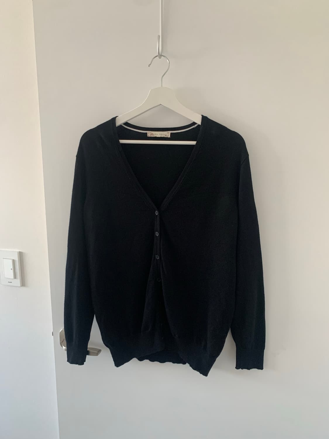 클래식 블랙 가디건 상품이미지1