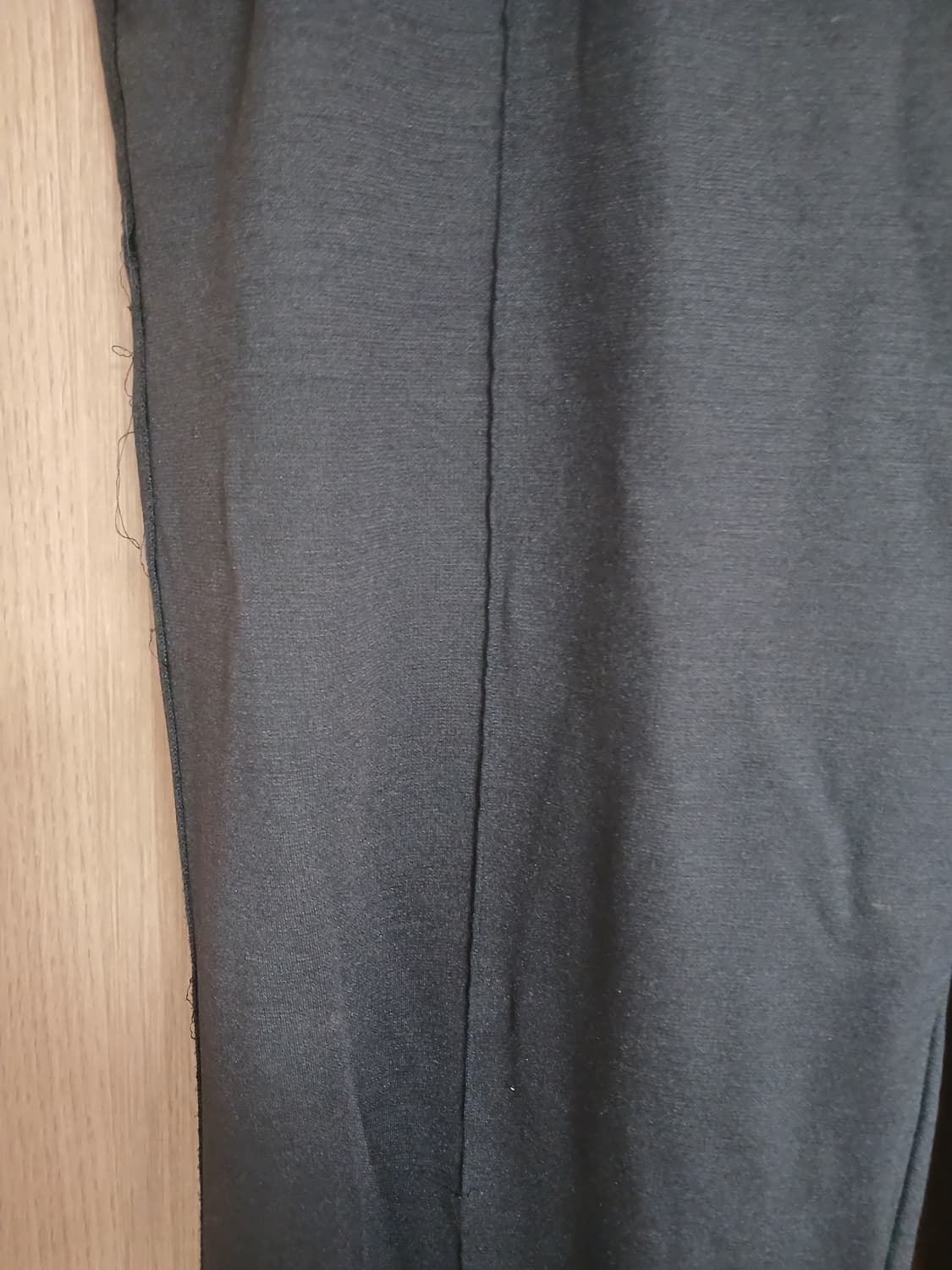 타임옴므 2025 모직 레이온 혼방 릴렉스핏 스트링팬츠88 (35) 상품이미지4