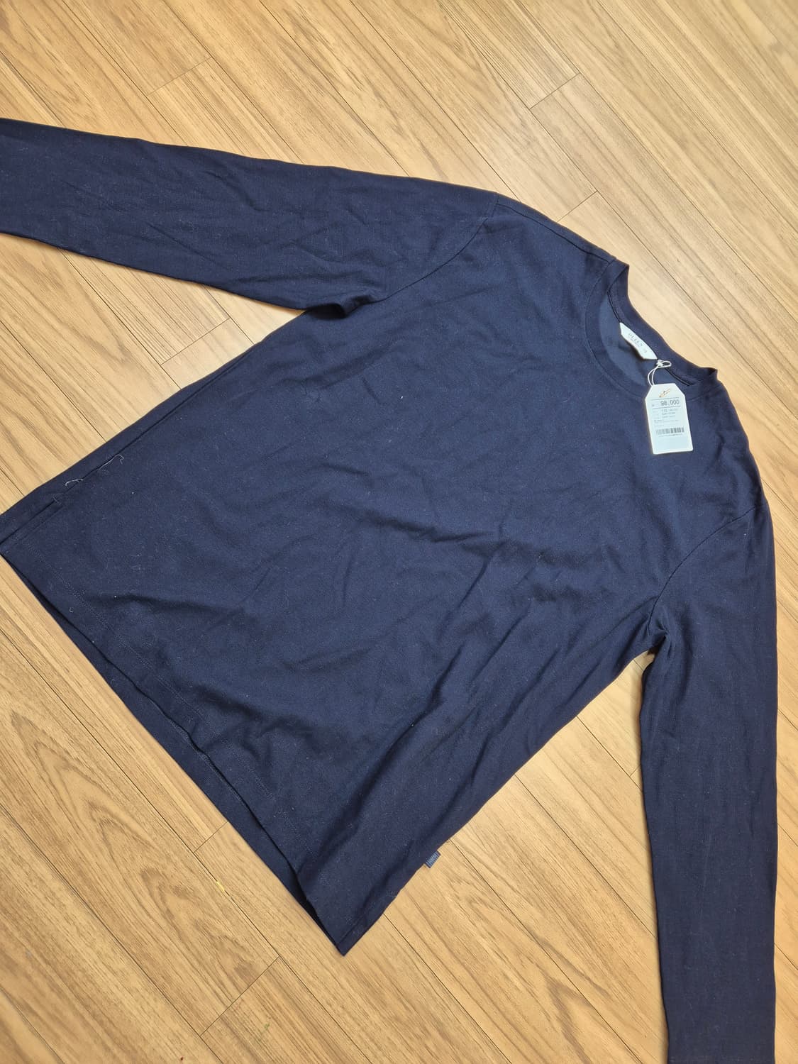 OLZEN 남성 긴팔 티셔츠 완전 새상품입니다. 택 달린 그대로 보관하고 상품이미지1