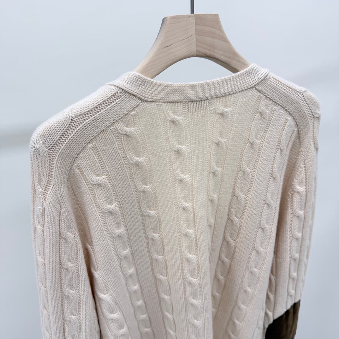 [S+급/XL] 셀린느 트리오페 캐시미어 케이블 니트 가디건 아이보리 상품이미지6