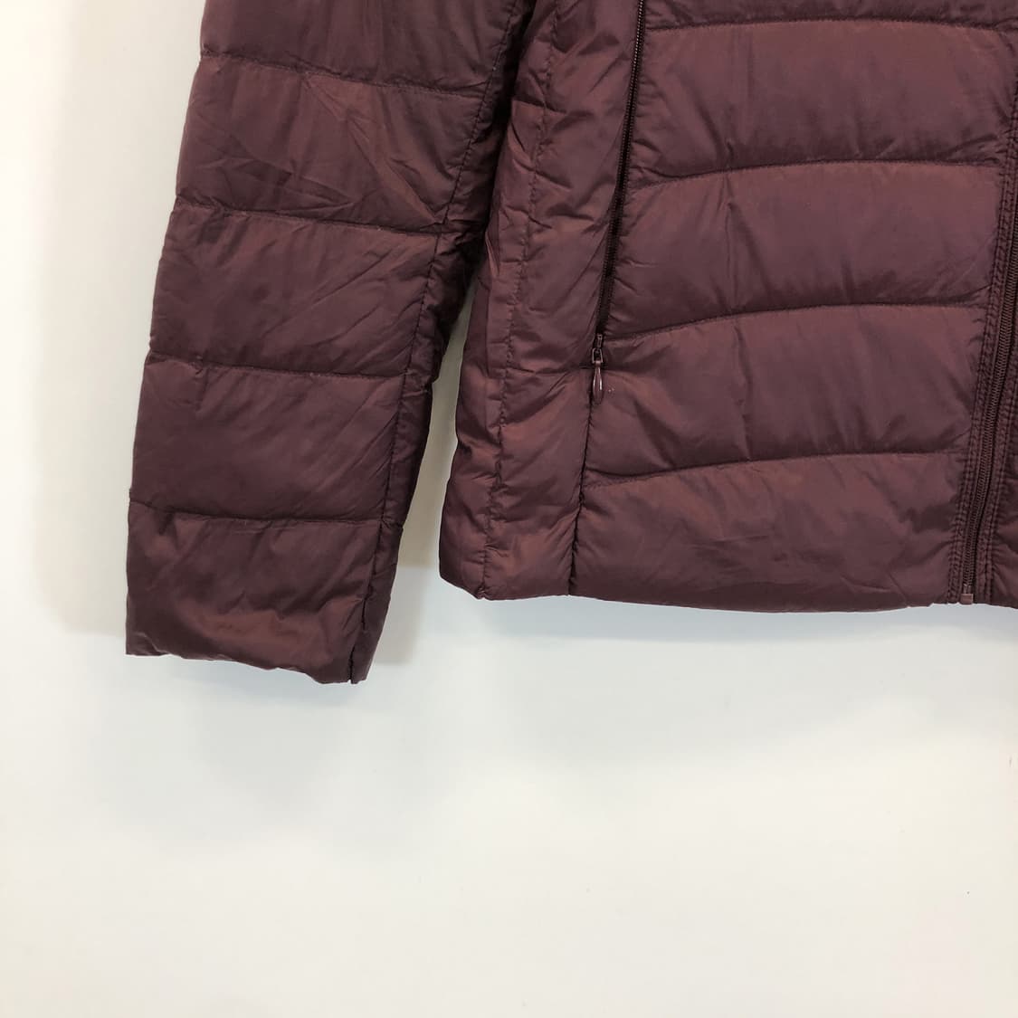 유니클로 울트라라이트다운 경량패딩 M  상품이미지3