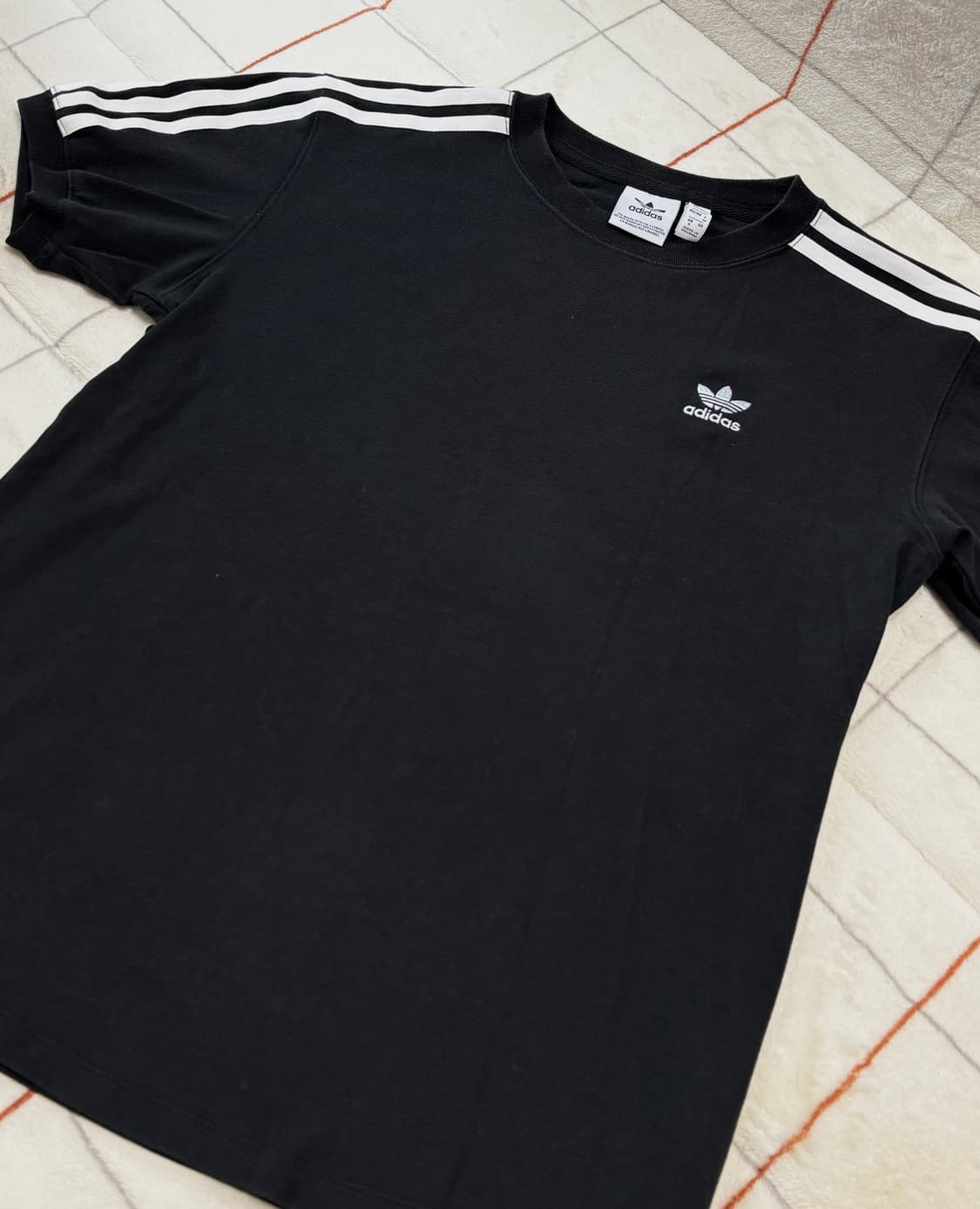 아디다스 3S 반팔 티셔츠 S 사이즈 상품이미지3