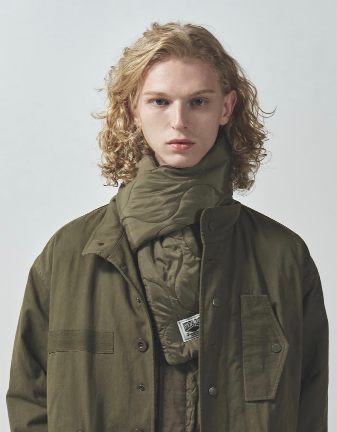 [새상품] 아웃포스트 카키 패딩 머플러/겨울남성목도리/남자스카프/여성여자 상품이미지1