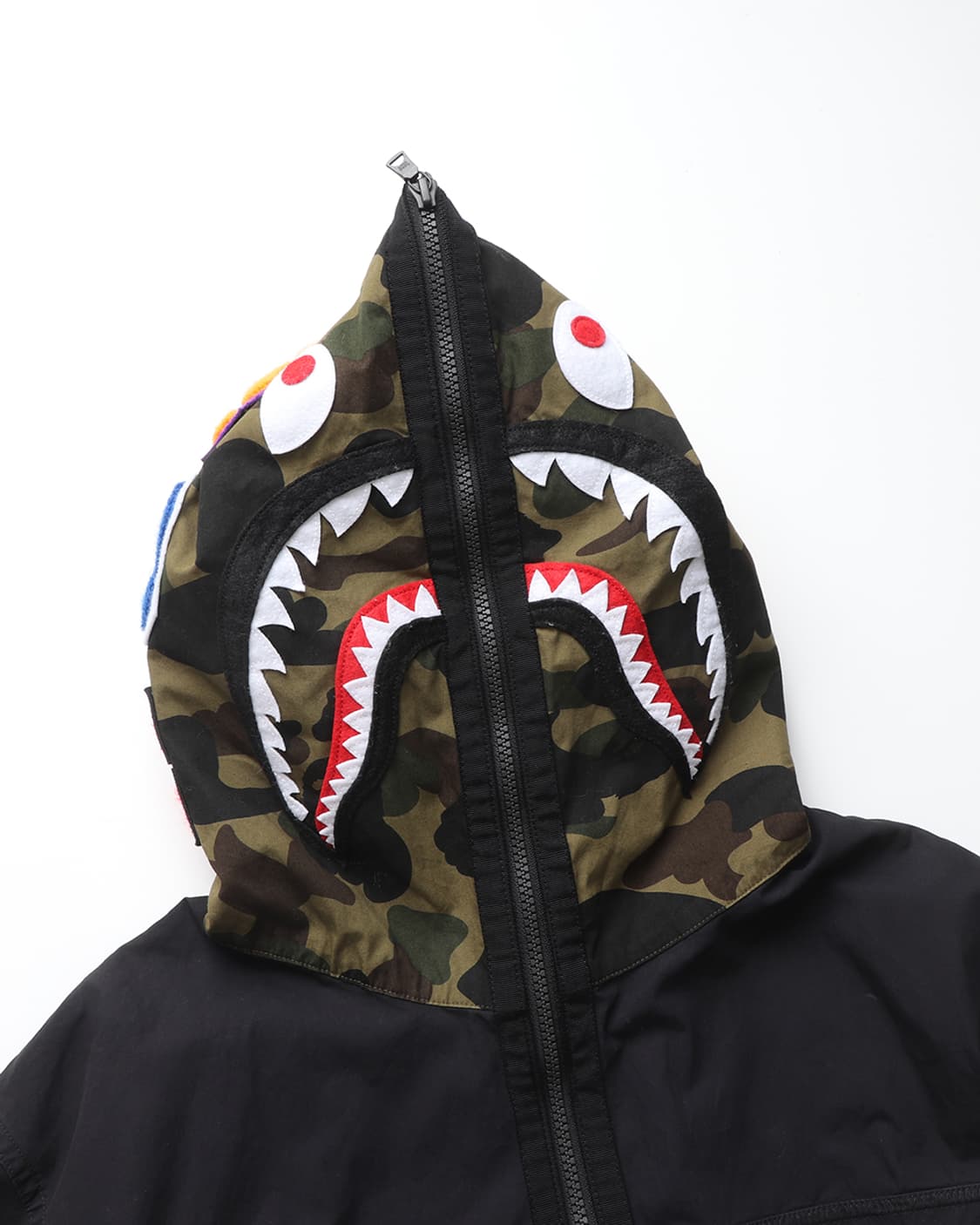 A BATHING APE 1st Camo Shark Hoodie 상품이미지2