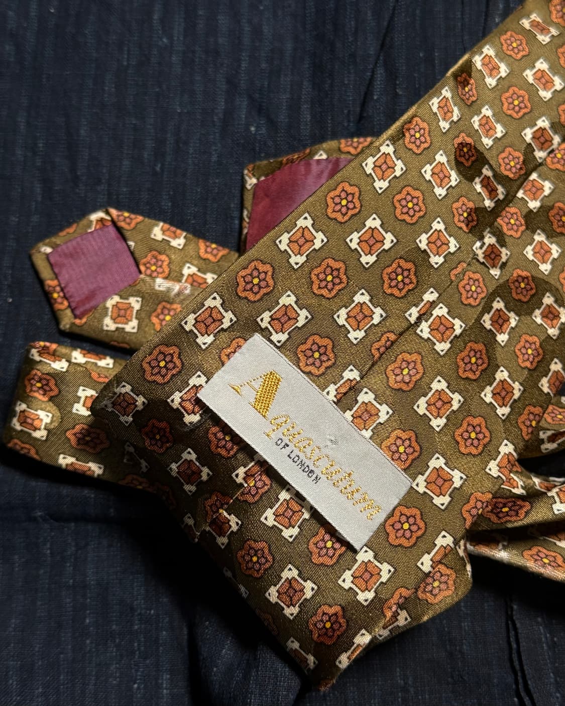 Aquascutum 플라워 패턴 실크 타이 상품이미지8