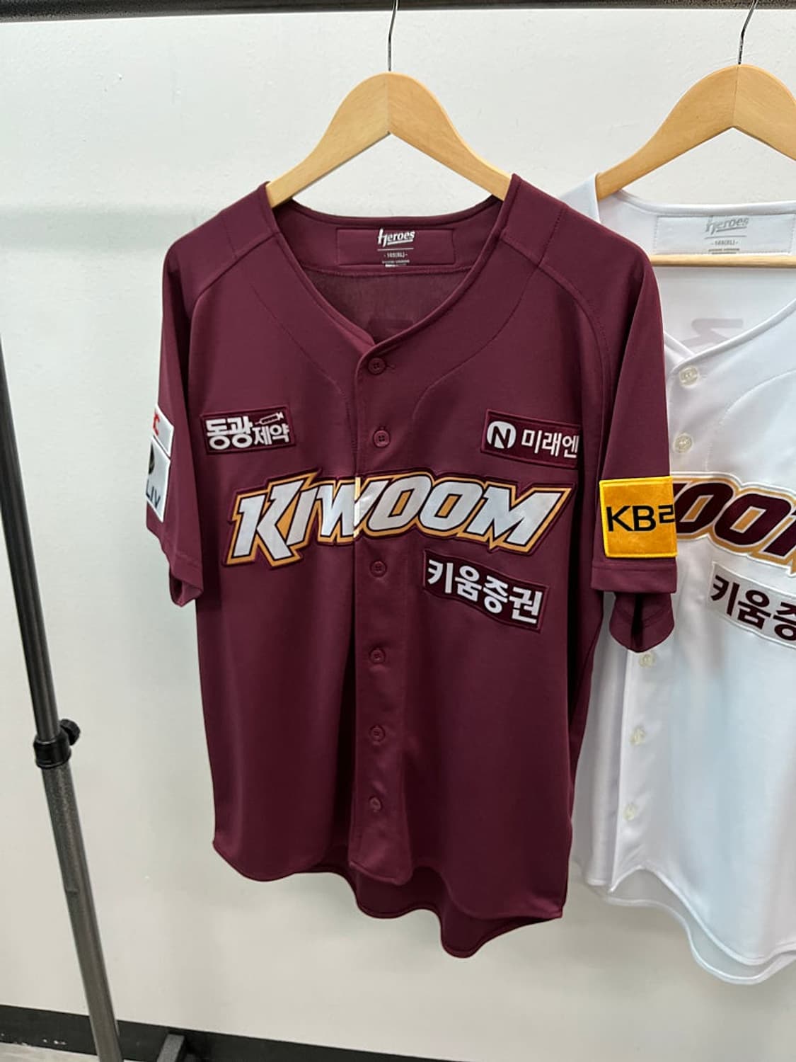 105) 키움 히어로즈 2024 전준표 유니폼  상품이미지1
