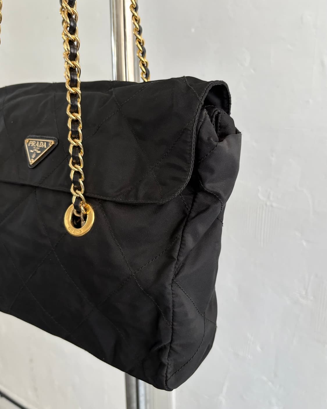 Prada 프라다 블랙 리나일론 퀄팅 체인 숄더백 상품이미지5
