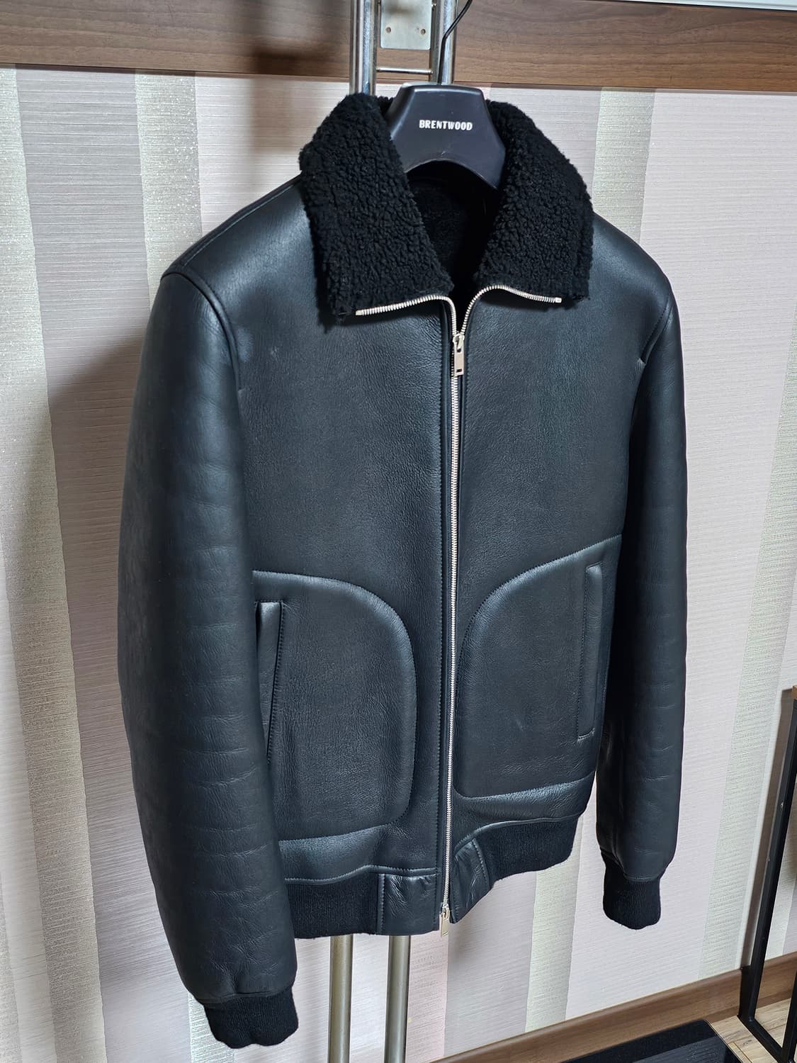 띠어리 시어링 레더 봄버 무스탕 자켓 S(95) 상품이미지2