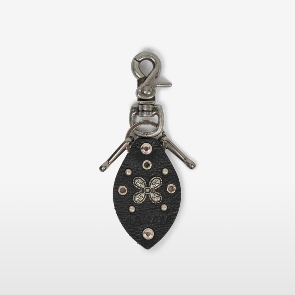 아캄 Aakam Flower Studded Leather Keyring 상품이미지1
