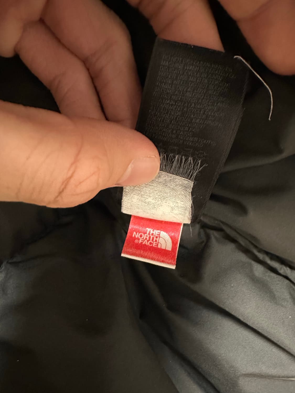 [해외발매] 노스페이스 눕시 700 무광 네이비 패딩 상품이미지6