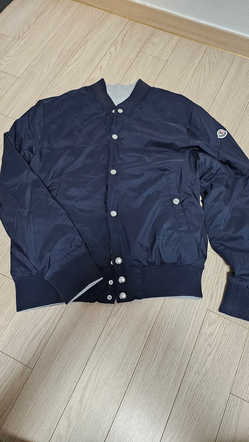 몽클레어 양면 다운 패딩 자켓 M 상품이미지2