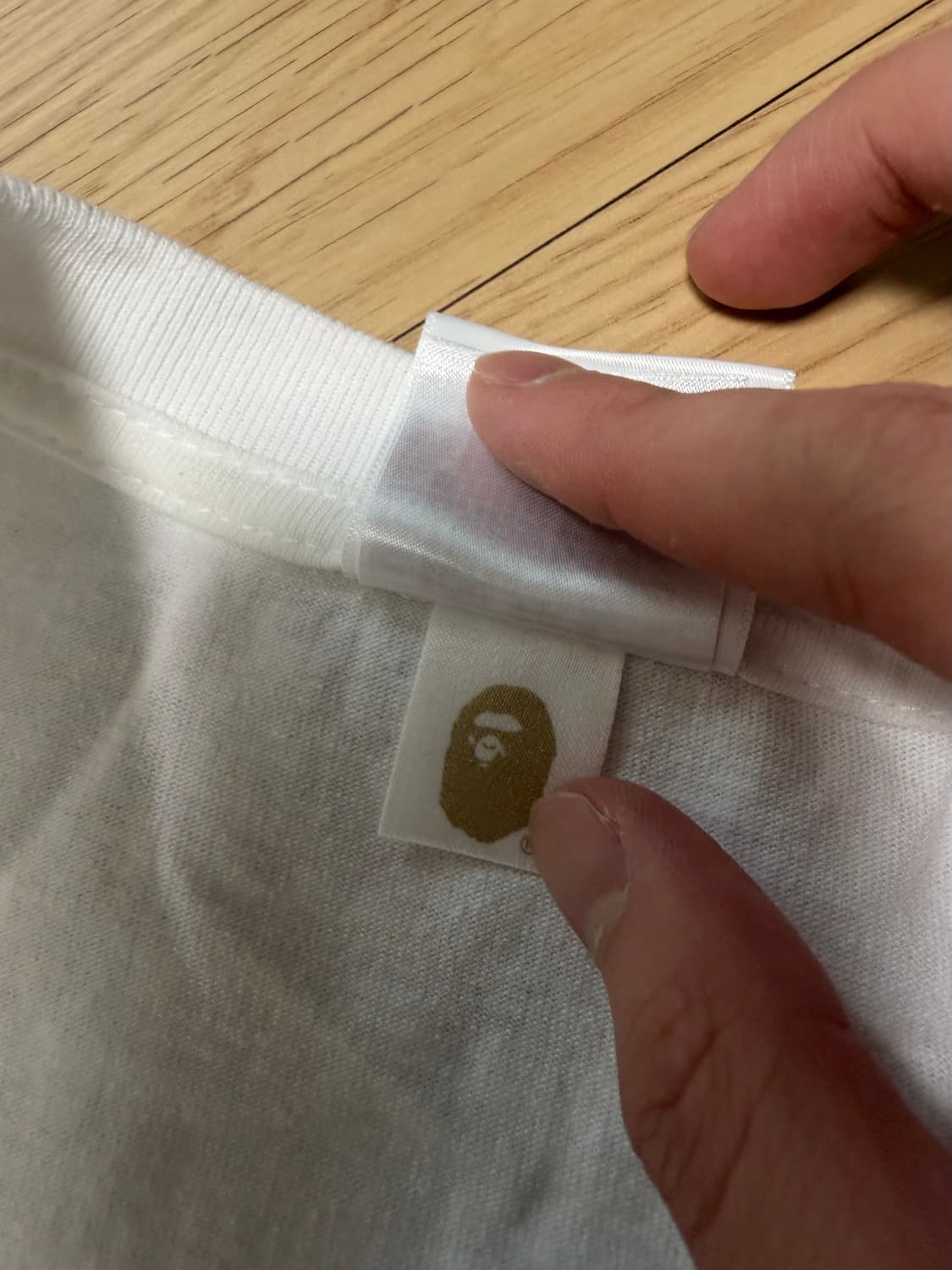 베이프 오사카 반팔티 L 상품이미지4