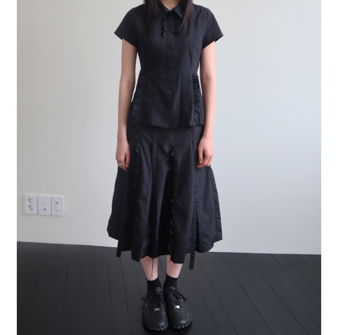 (구매) 바하윤 RUFFLE RIBBON PLEATS SKIRT 상품이미지1