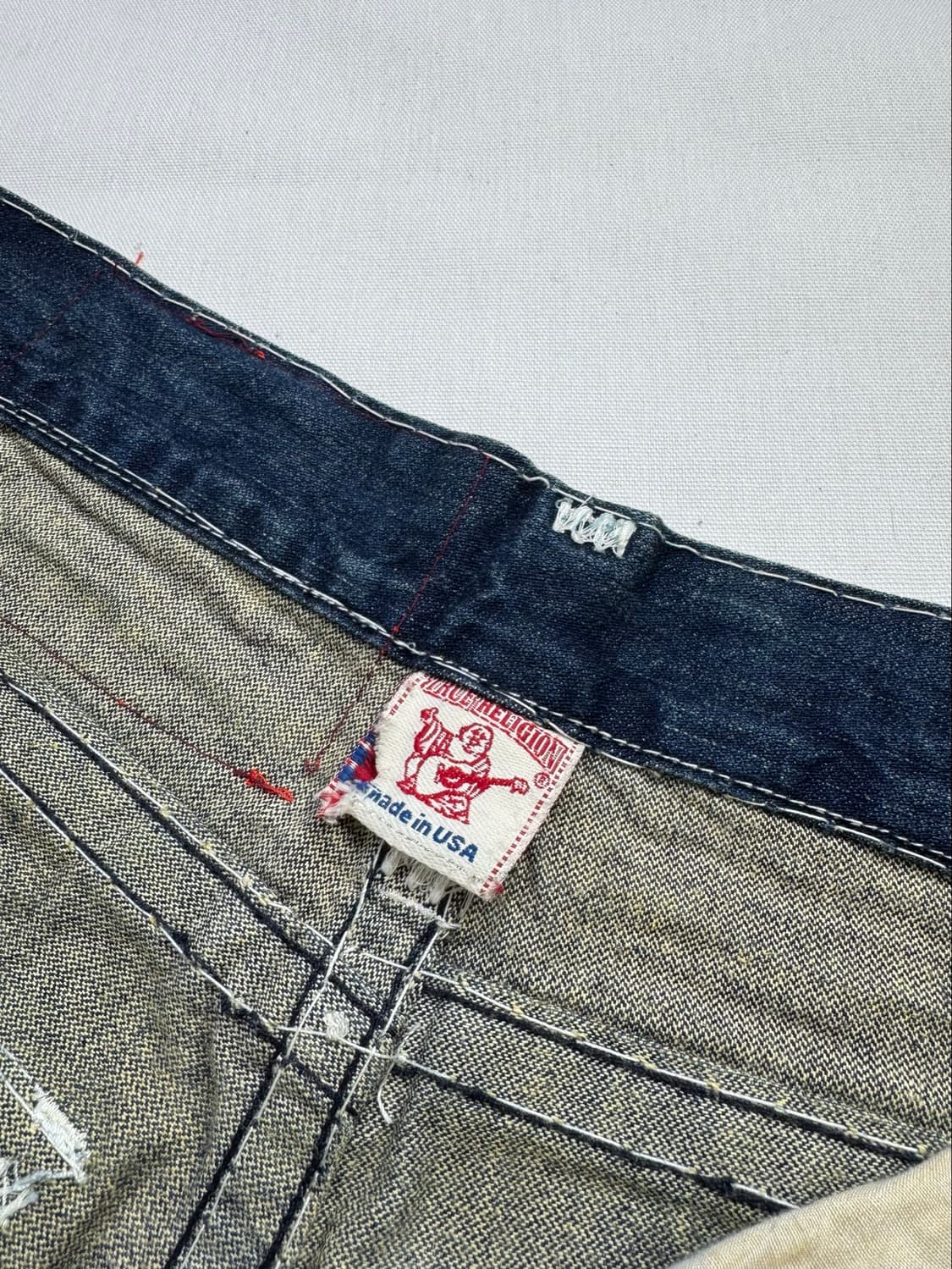 truereligion 트루릴리젼 조이 로우라이즈 부츠컷 팬츠 (화이트) 상품이미지7