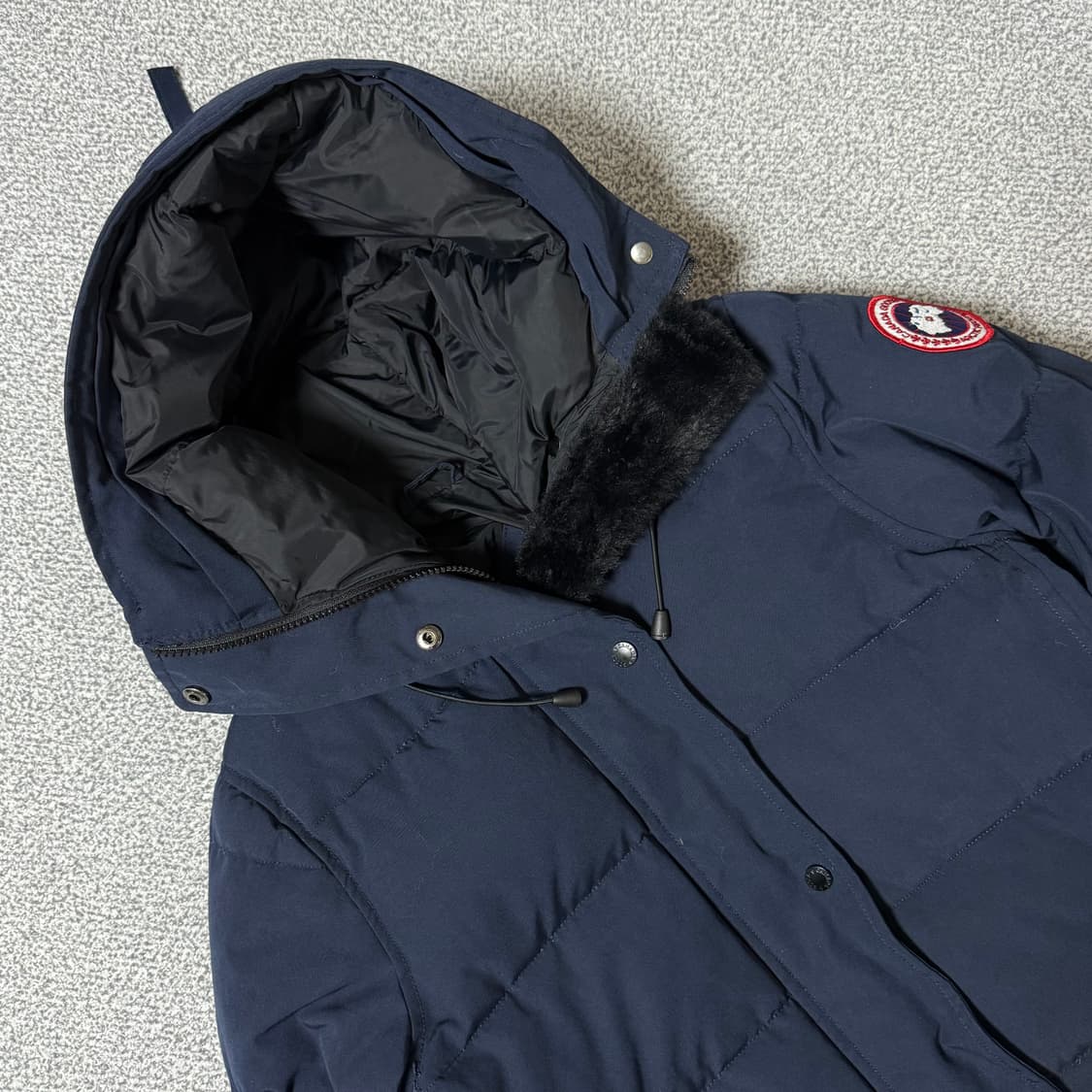 [정가 150만원] 캐나다구스 롱패딩 여성용 상품이미지5