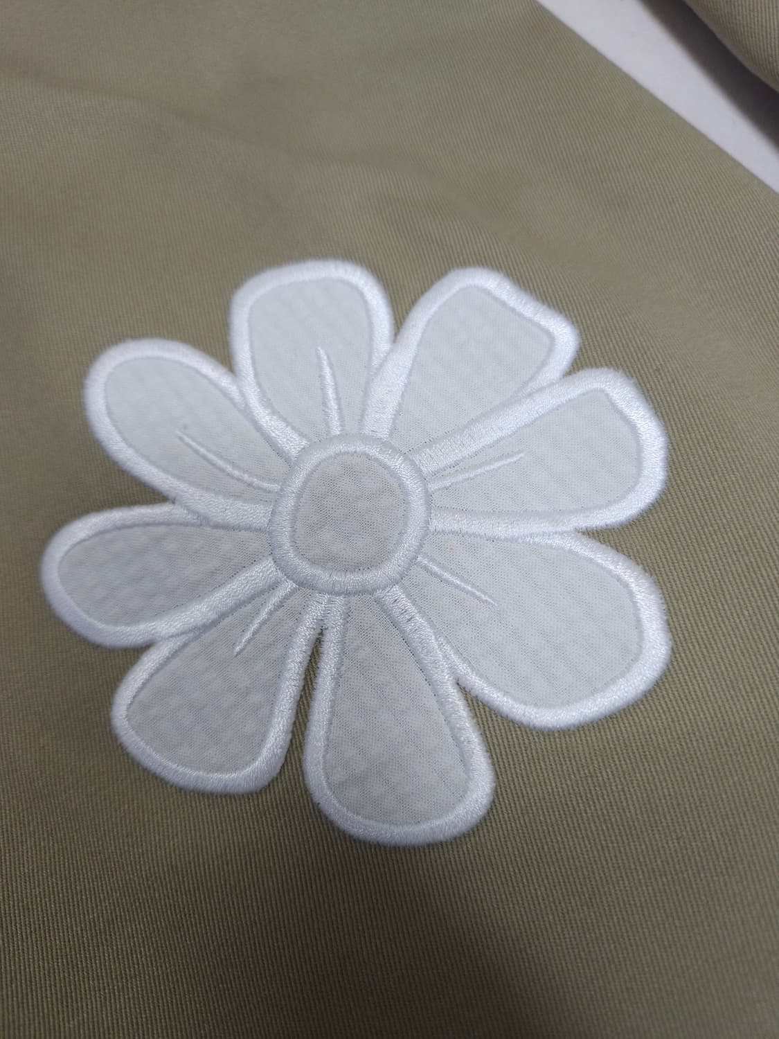 [ 4 ]  톰브라운 unconstructed 데이지 자수 팬츠 상품이미지6