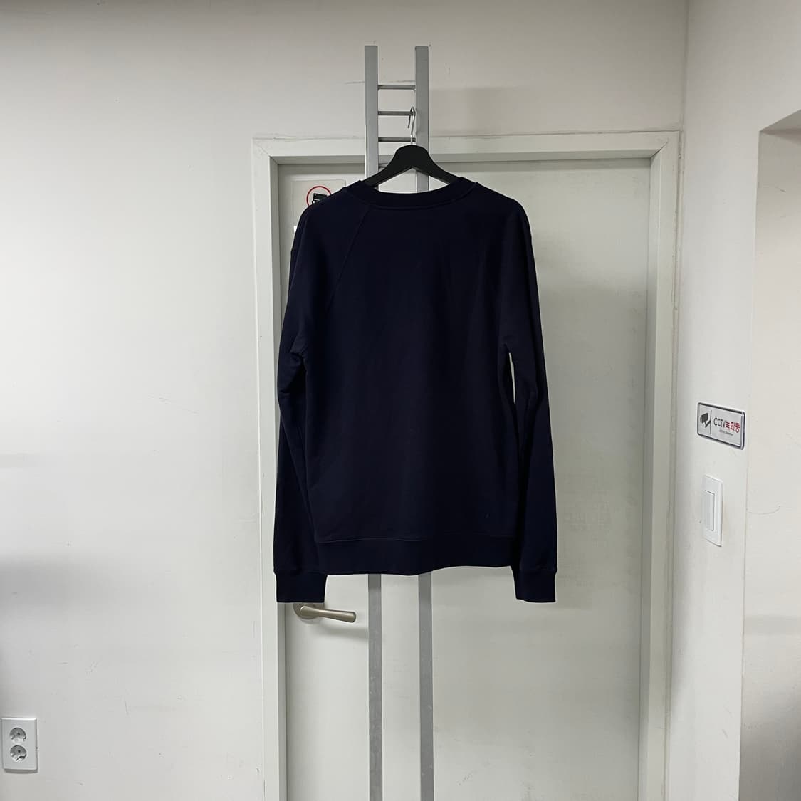 라프시몬스 R로고 네이비 맨투맨 S 상품이미지7