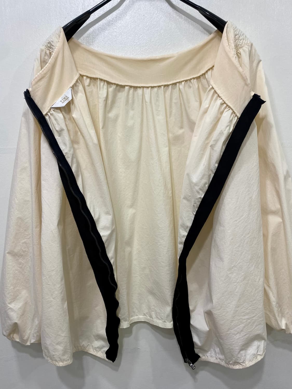 타임 퍼프 블라우스(오프숄더) F 상품이미지6