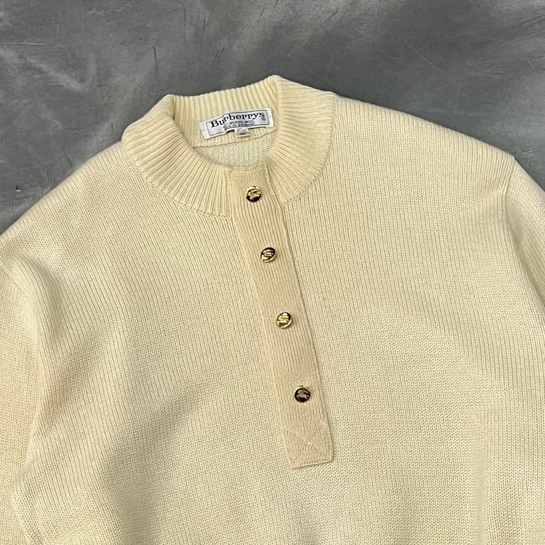  버버리 금장 버튼 니트 y14530 상품이미지3