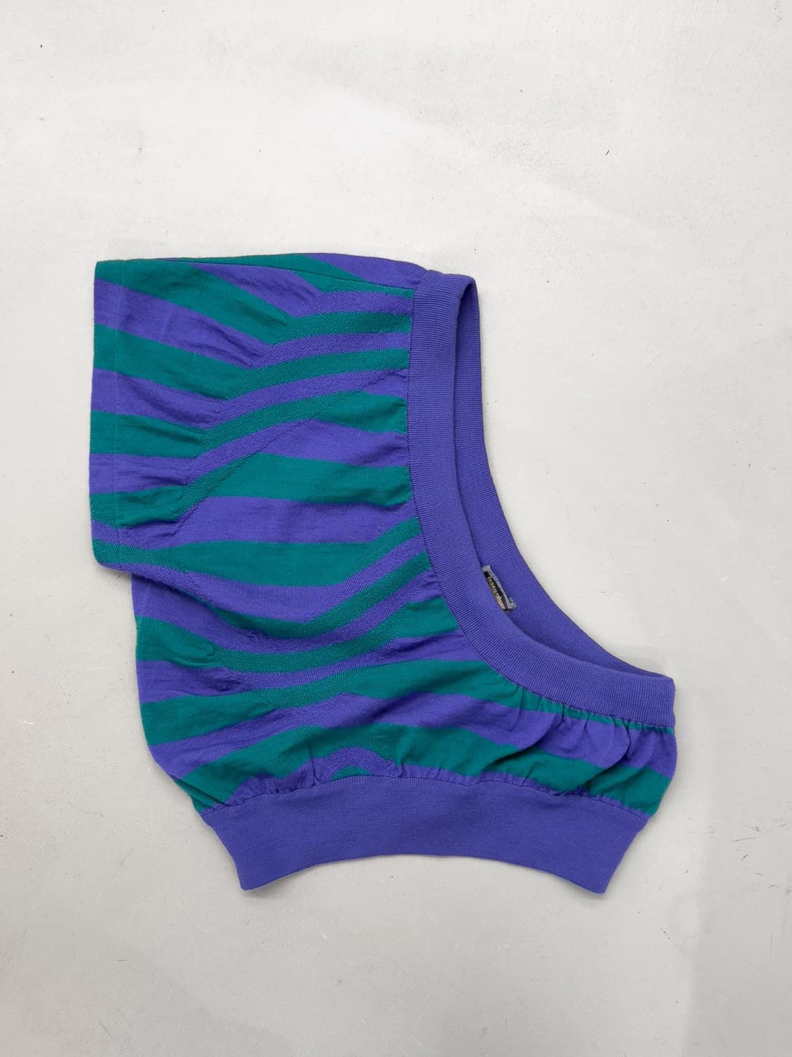 이세이미야케 비대칭 레이어드 니트 상품이미지1