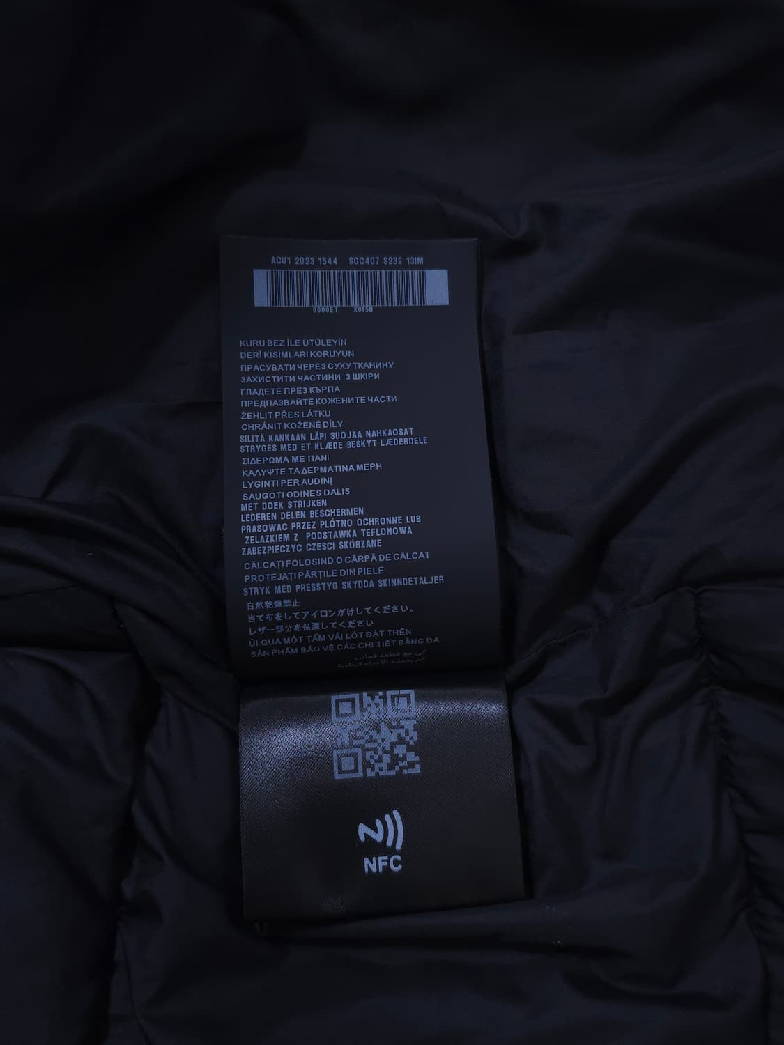 [S] 프라다 벨벳 다운 패딩 블랙(SGC407) 상품이미지8