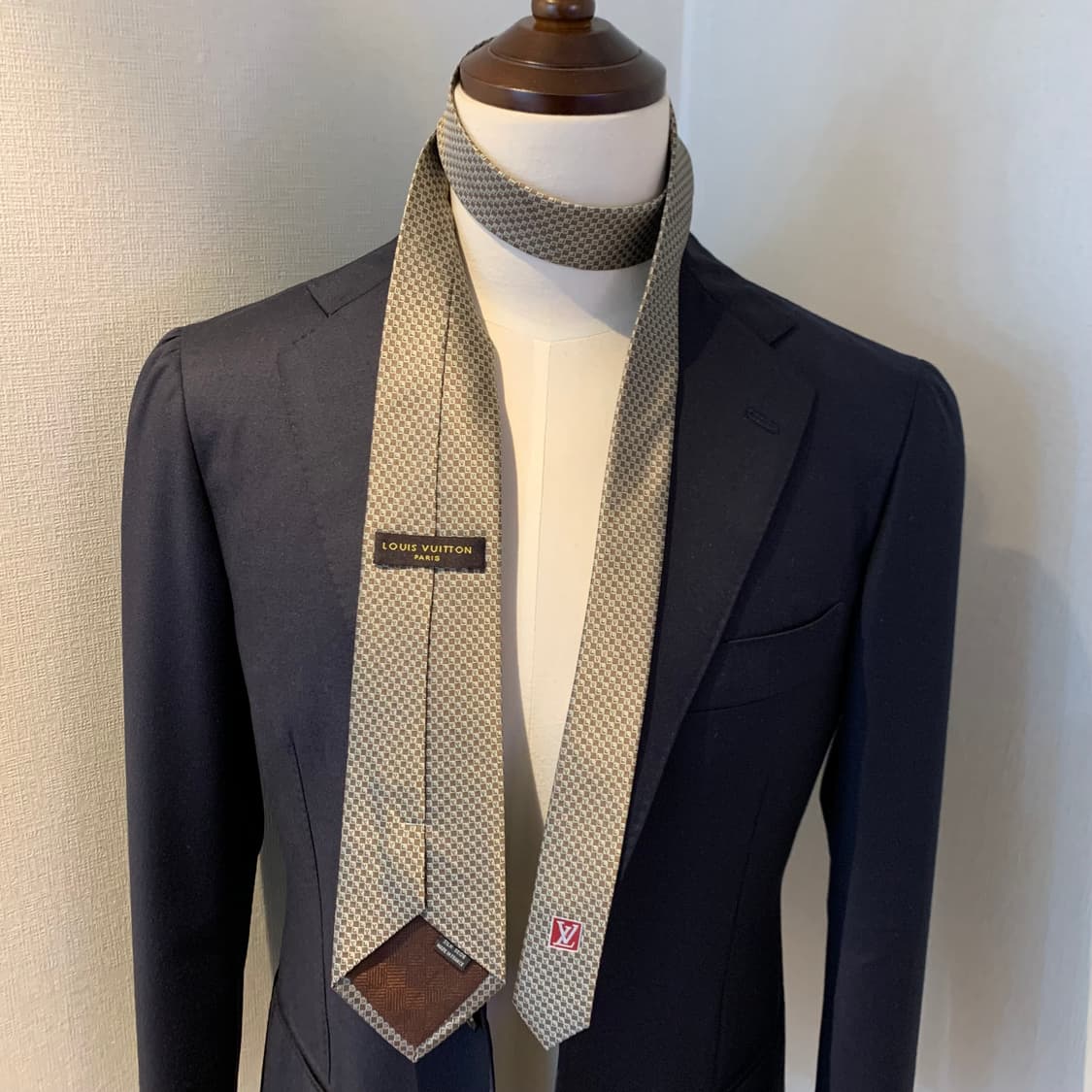 루이비통 다미에 명품넥타이 스몰 모노그램 A+등급 8.3cm 클래식룩 상품이미지2