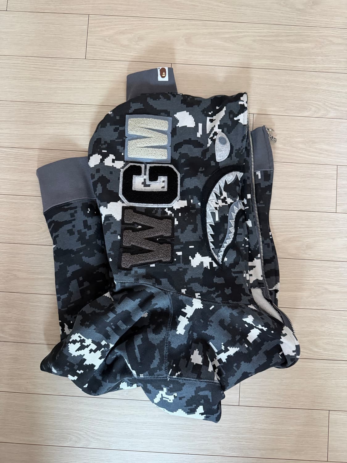 베이프 샤크후드 상품이미지1