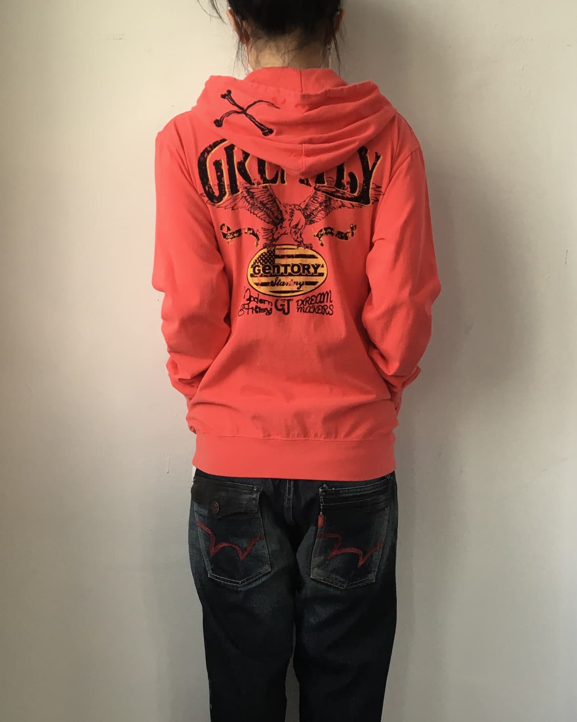 back printing point hood zip up 상품이미지1