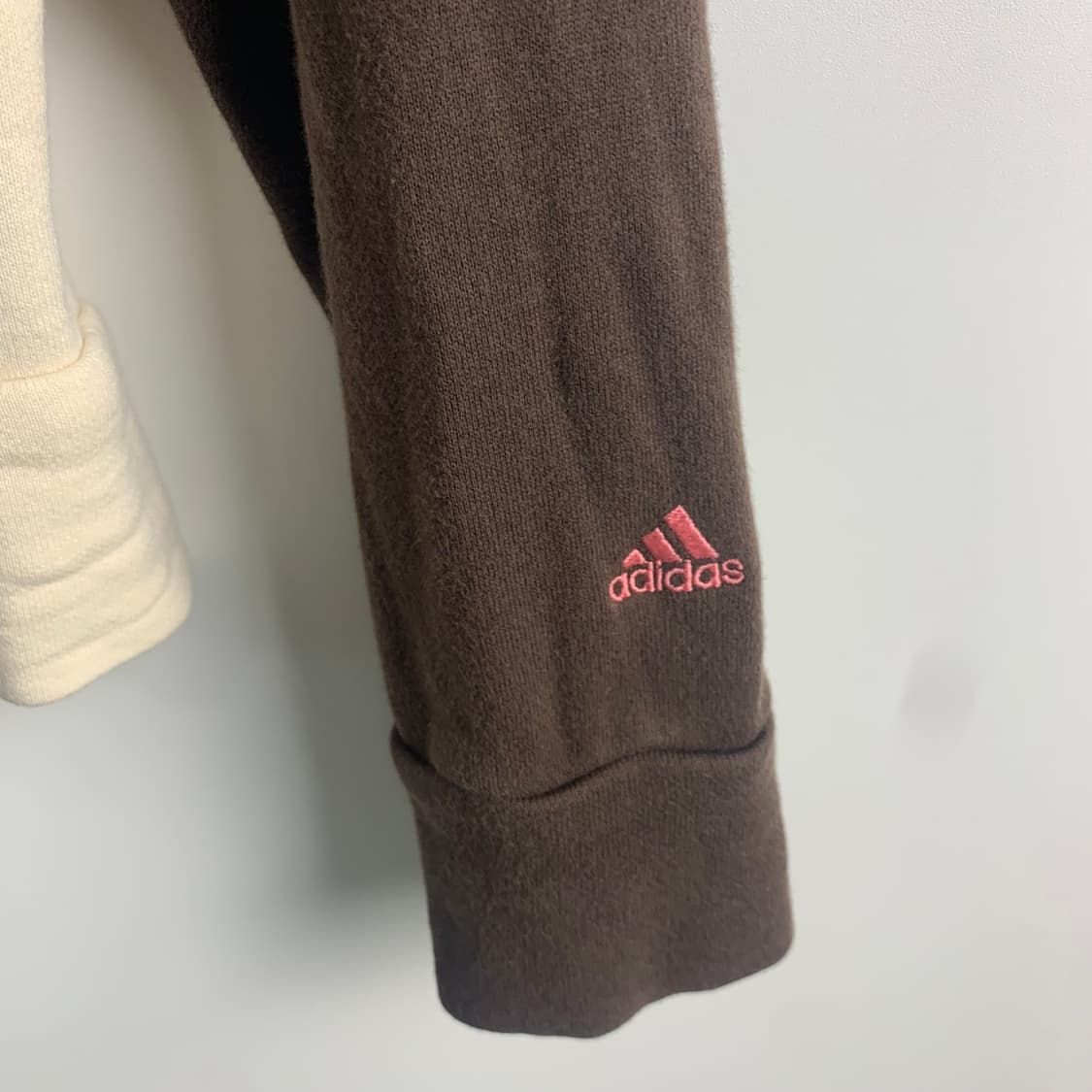 아디다스 00s 아이보리 브라운 나그랑 면집업 상품이미지5