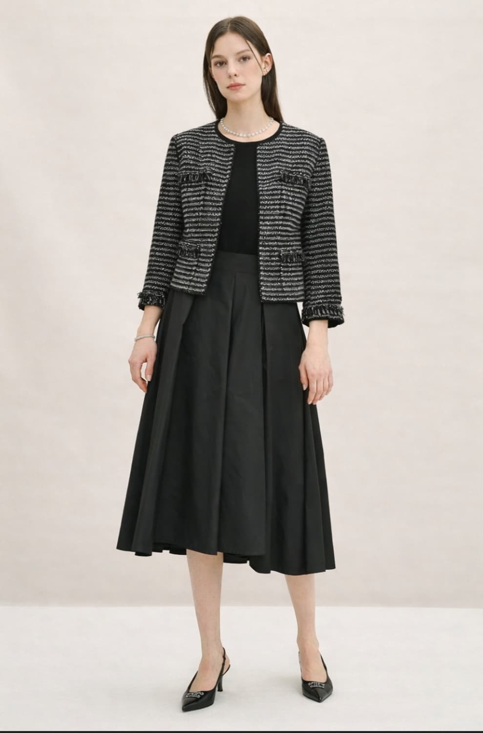 ST.JOHN 센존 쥬얼리장식 트위드자켓 6사이즈(55~66사이즈) 상품이미지1