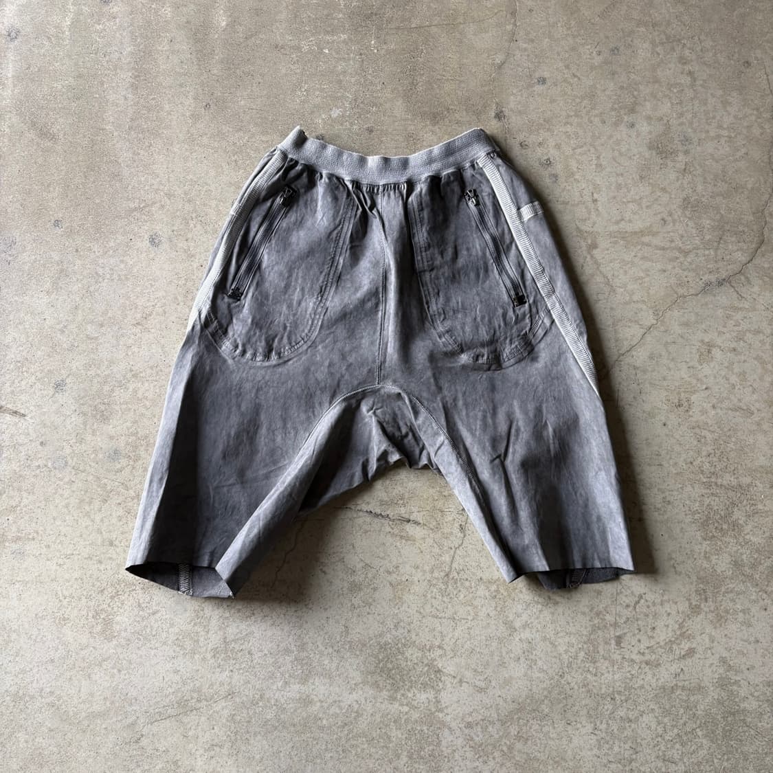 Issac Sellam leather shorts 상품이미지1