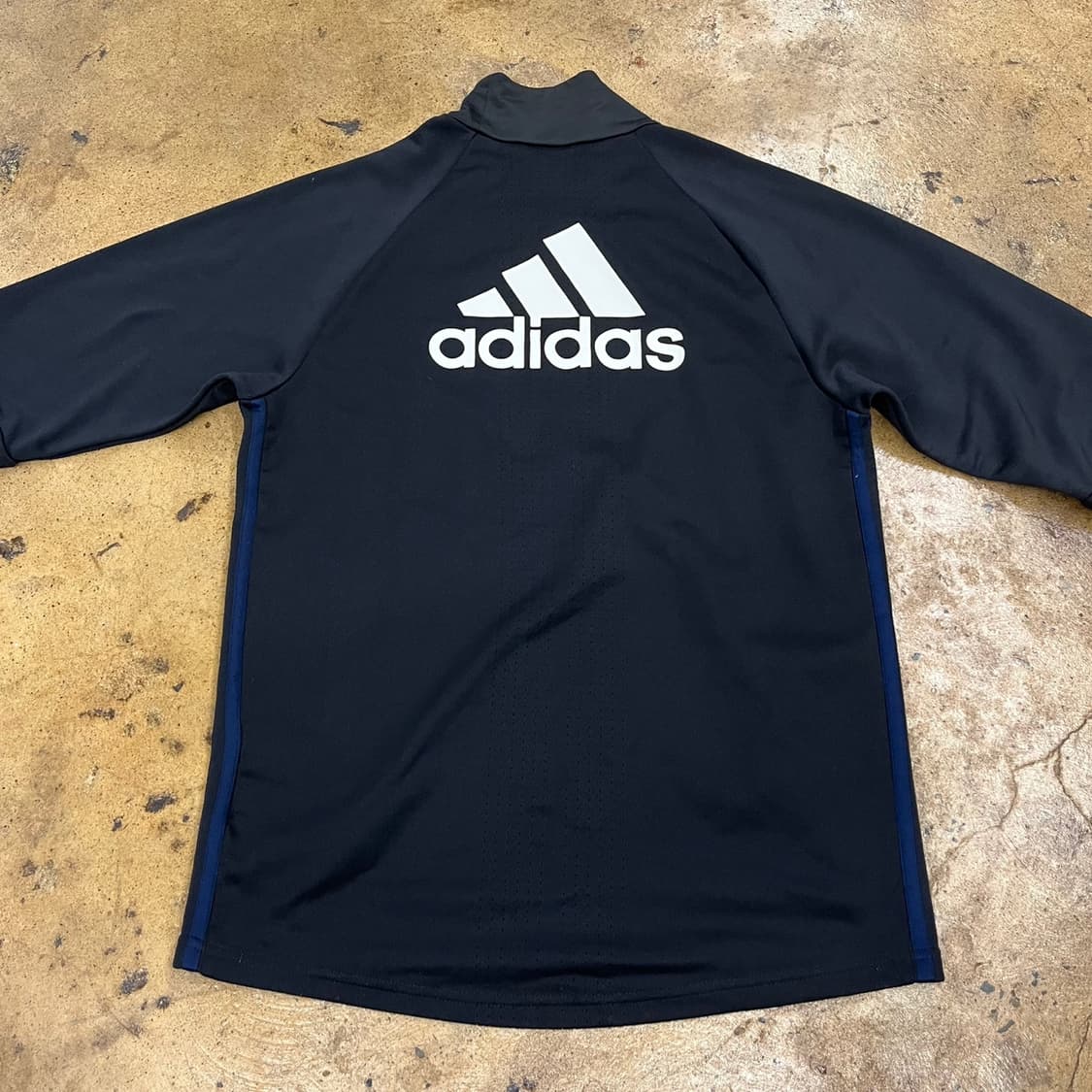 아디다스 맨유 블랙 레이어드 롱슬리브 95 상품이미지4