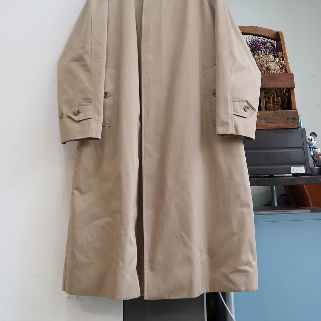 버버리 베이지 싱글코트 상품이미지3