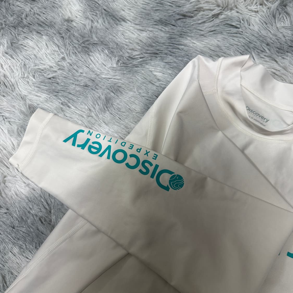 디스커버리 래쉬가드 105사이즈 상품이미지3