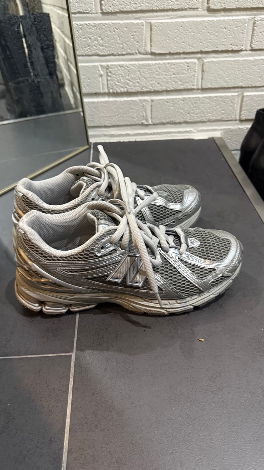 뉴발란스 1906R 하버 그레이 실버 메탈릭 260 상품이미지1