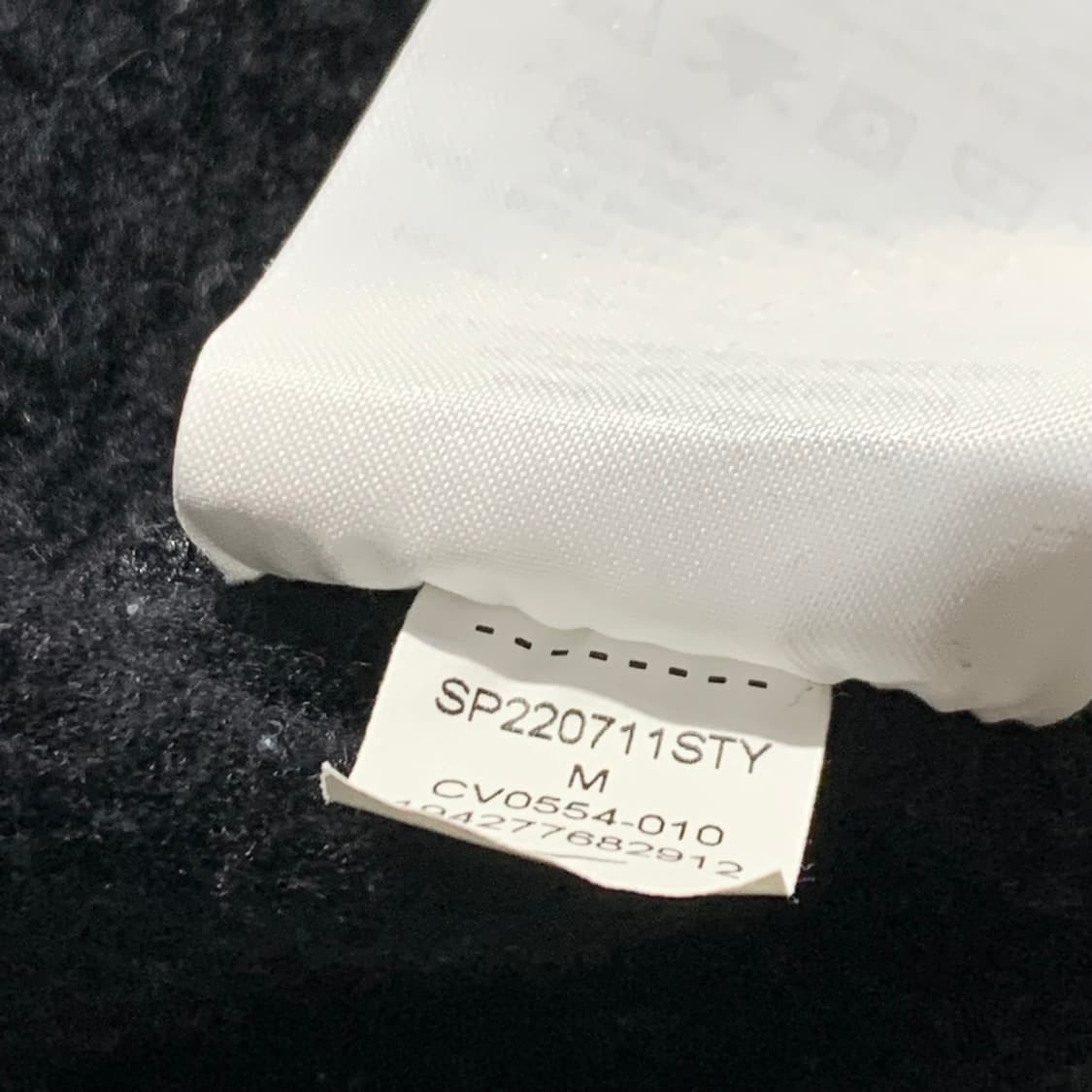 나이키 nrg 맨투맨 블랙 상품이미지4