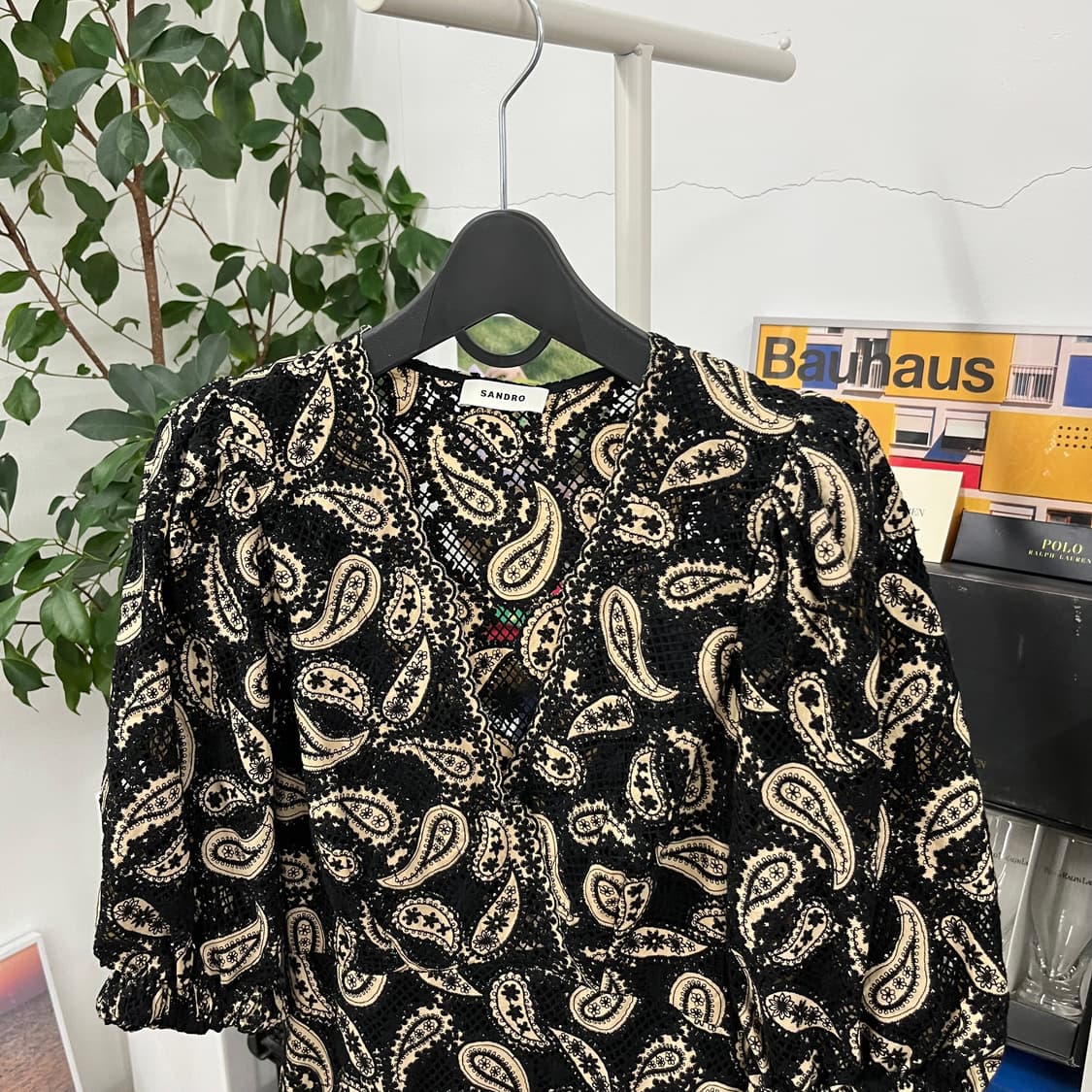 산드로 페이즐리 숄더퍼프 미니 드레스 38 상품이미지2