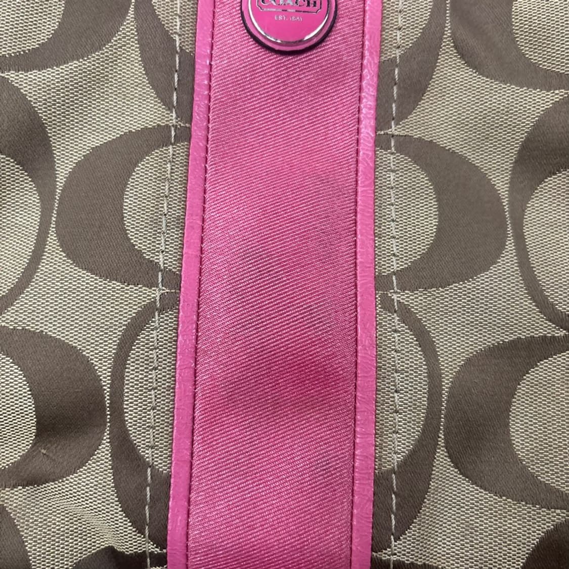 코치 미니 크로스백 베이지 핑크  상품이미지4