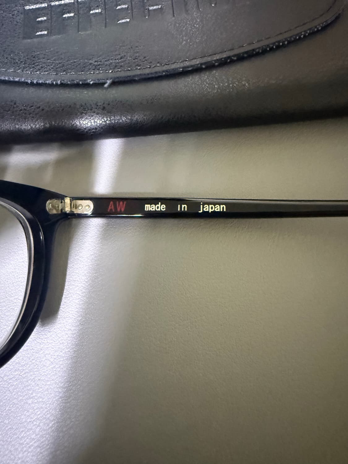 이펙터aw 안경 블랙 판매합니다 상품이미지2