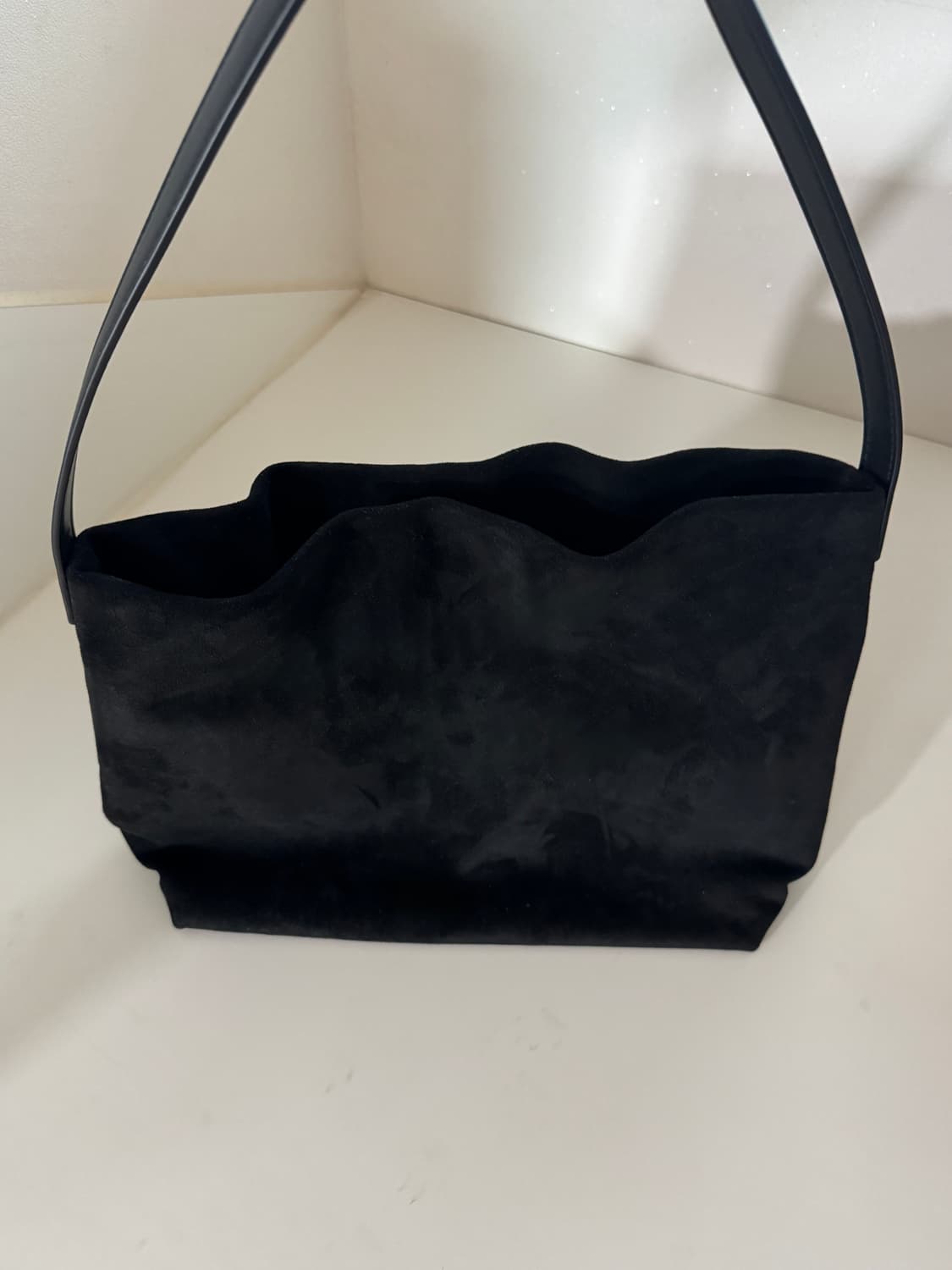 어텀 클래식 스웨이드 보부상 숄더백 상품이미지1