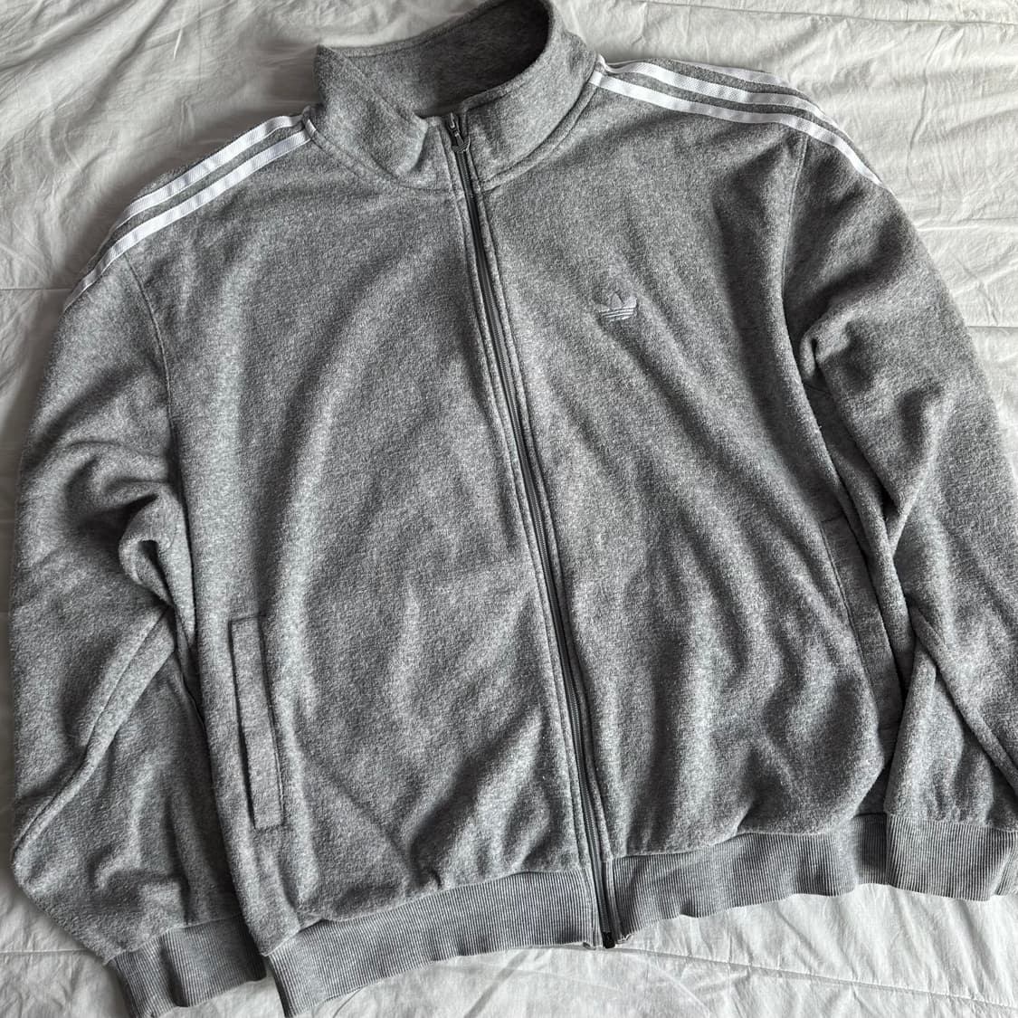 ⭐️특별할인⭐️ 아디다스 파이어버드 그레이 부클 스케이트보딩 상품이미지1