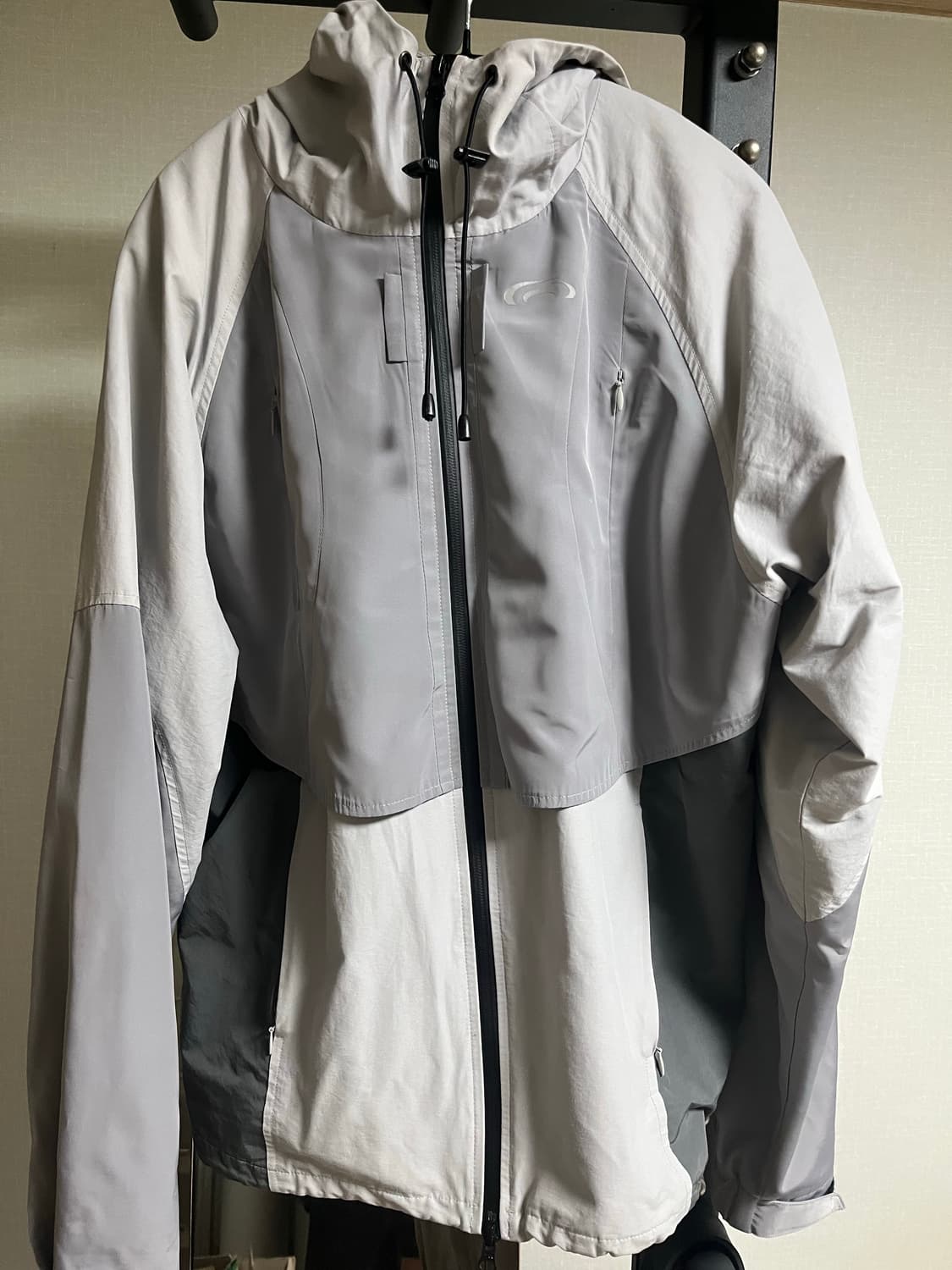 아트오브필드 바람막이 상품이미지2